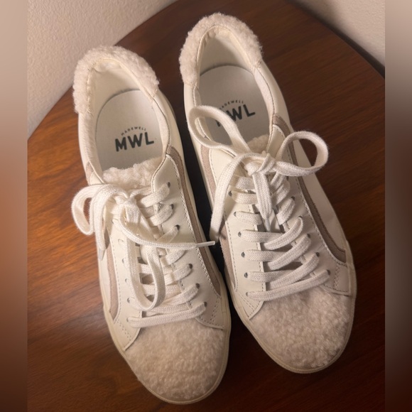 Madewell Sidewalk Low-Top Sneakers in Leather: Sherpa Edition Size 8 - Picture 8 of 13